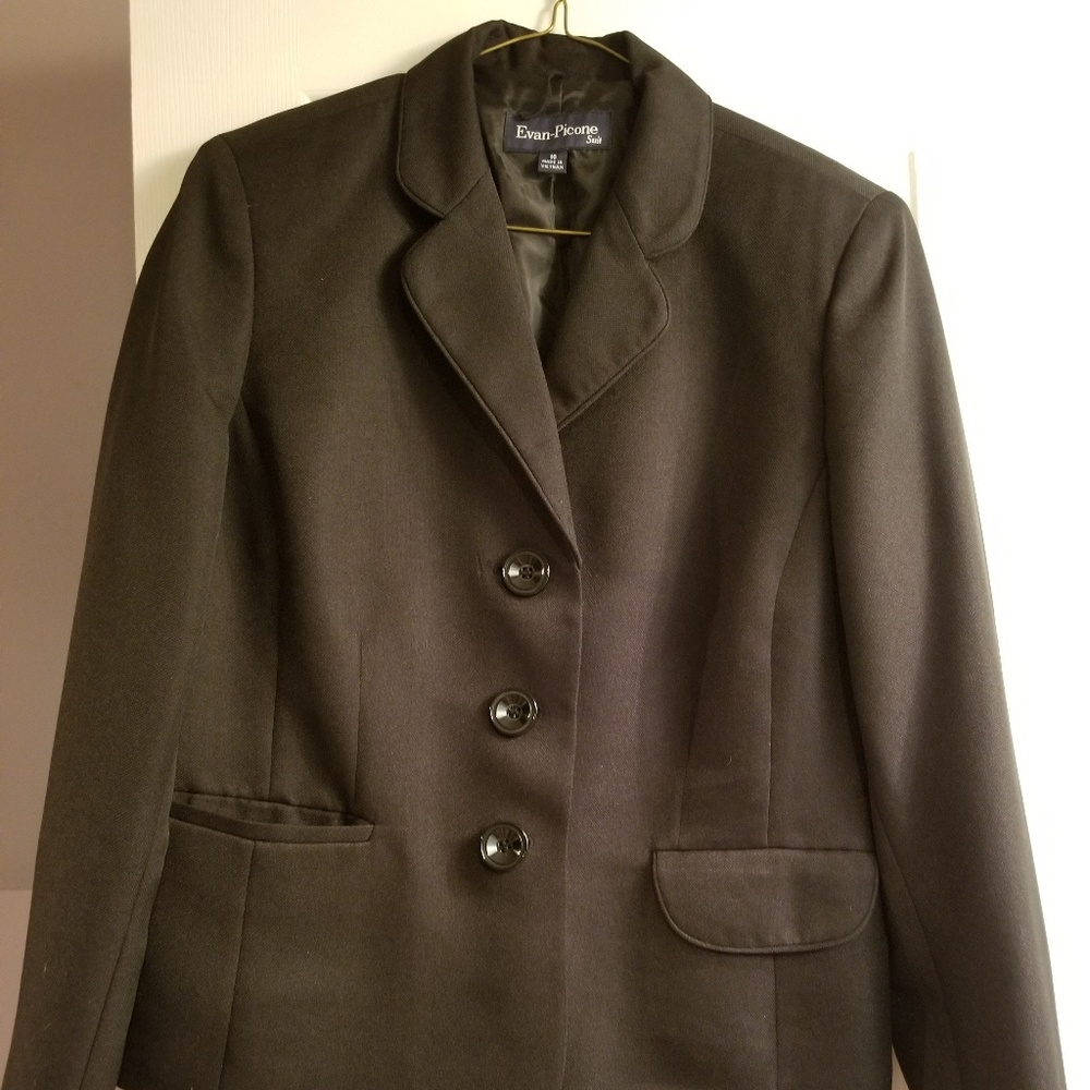 2 piece skirt suit